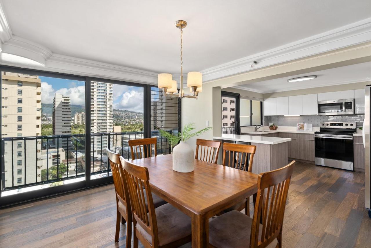 Apartamento Expansive Lanai W/ Panoramic Views - Walk To Waikiki Beach